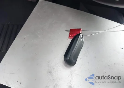 2018 Buick Regal Sportback Essence z USA, uszkodzony, nr VIN W04GP6SX2J1117351